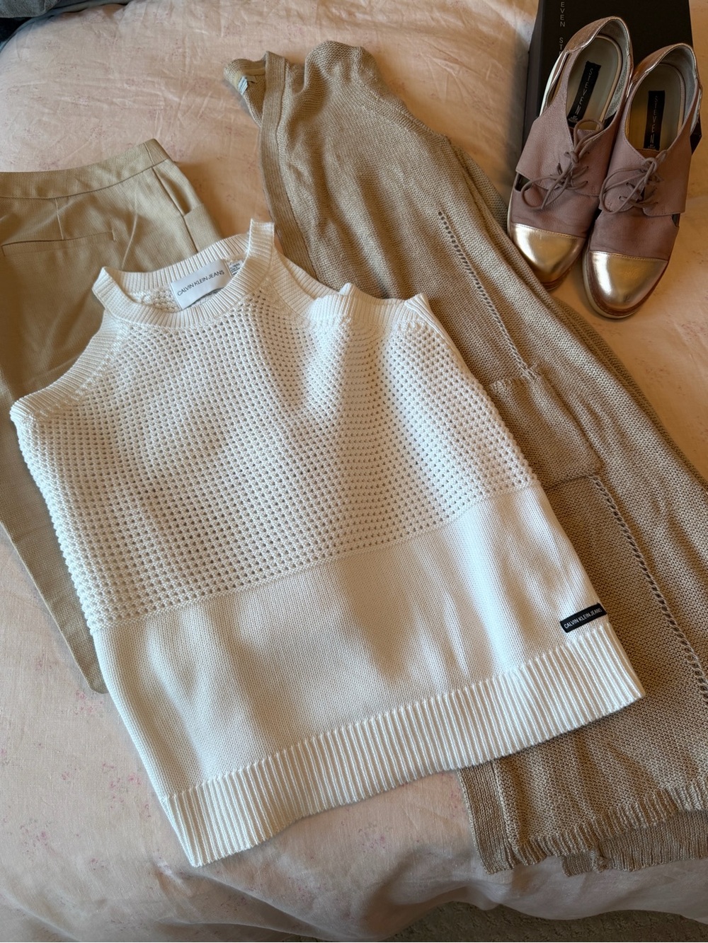 Calvin Klein Jeans White Knit Sleeveless Sweater